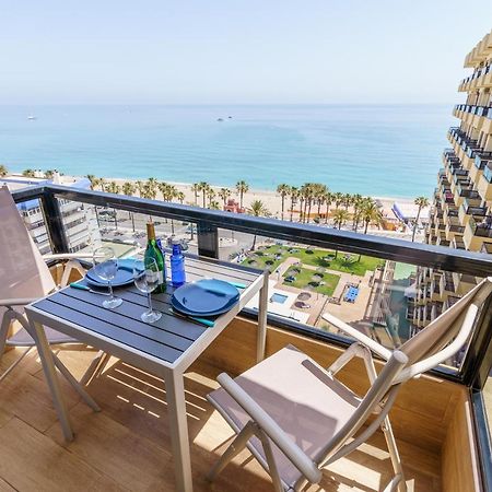 Amazing Views Beachfront Apartment With Swimming Pool เบนัลมาเดนา ภายนอก รูปภาพ