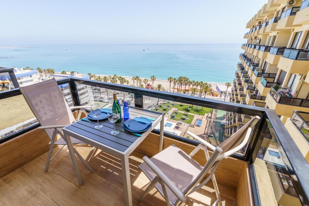 Amazing Views Beachfront Apartment With Swimming Pool เบนัลมาเดนา ภายนอก รูปภาพ