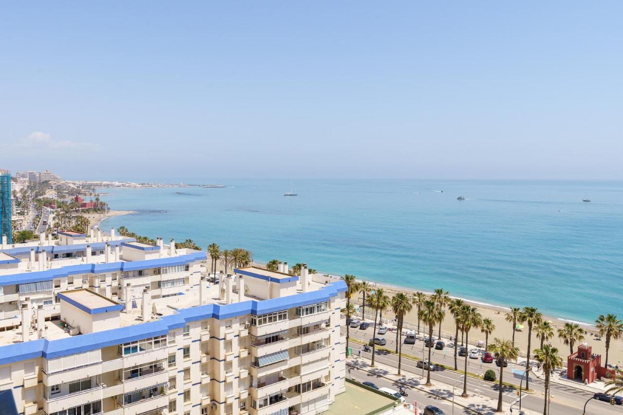 Amazing Views Beachfront Apartment With Swimming Pool เบนัลมาเดนา ภายนอก รูปภาพ